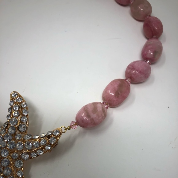 Magnetic Clasp Starfish Brooch Necklace - Picture 4 of 5